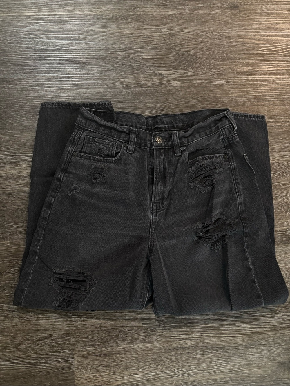 American Eagle Outfitters Black relaxed mom jeans